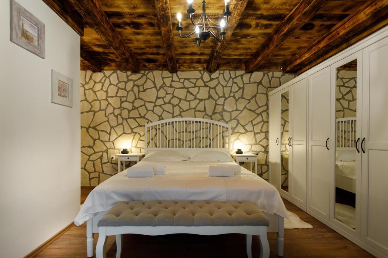 Rustic Apartment Evelin Đảo Krk Ngoại thất bức ảnh